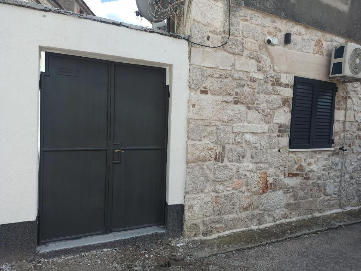 Grannyanny Apartment Sibenik Ngoại thất bức ảnh